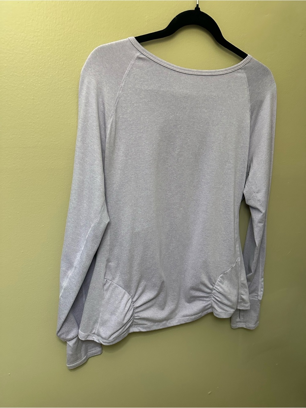 ACX Active Women’s Heather Light Purple Long Sleeve Active Top w/ Thumbholes - L